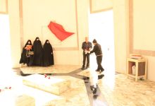 گزارش تصویری از غبار روبی مزار شهدای گمنام در  دهه فجر توسط هیات رئیسه دانشگاه صنعتی شاهرود 